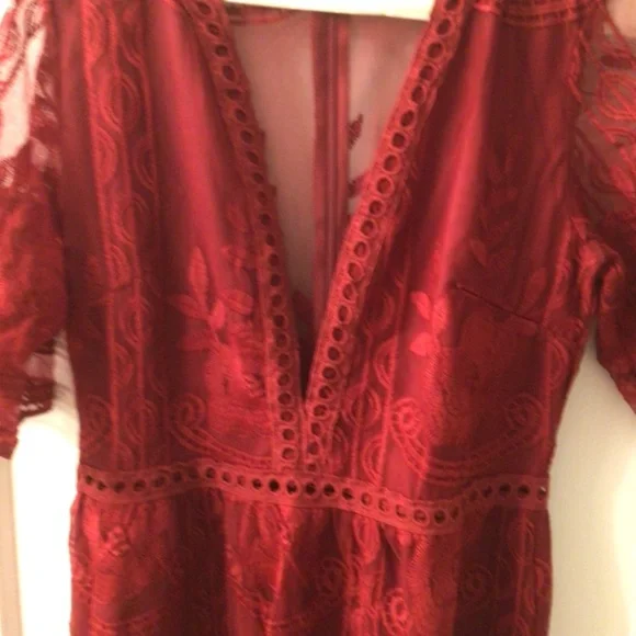 2xHP💝Merlot Lace Maxi Dress/Romper sz medium - Picture 12 of 16